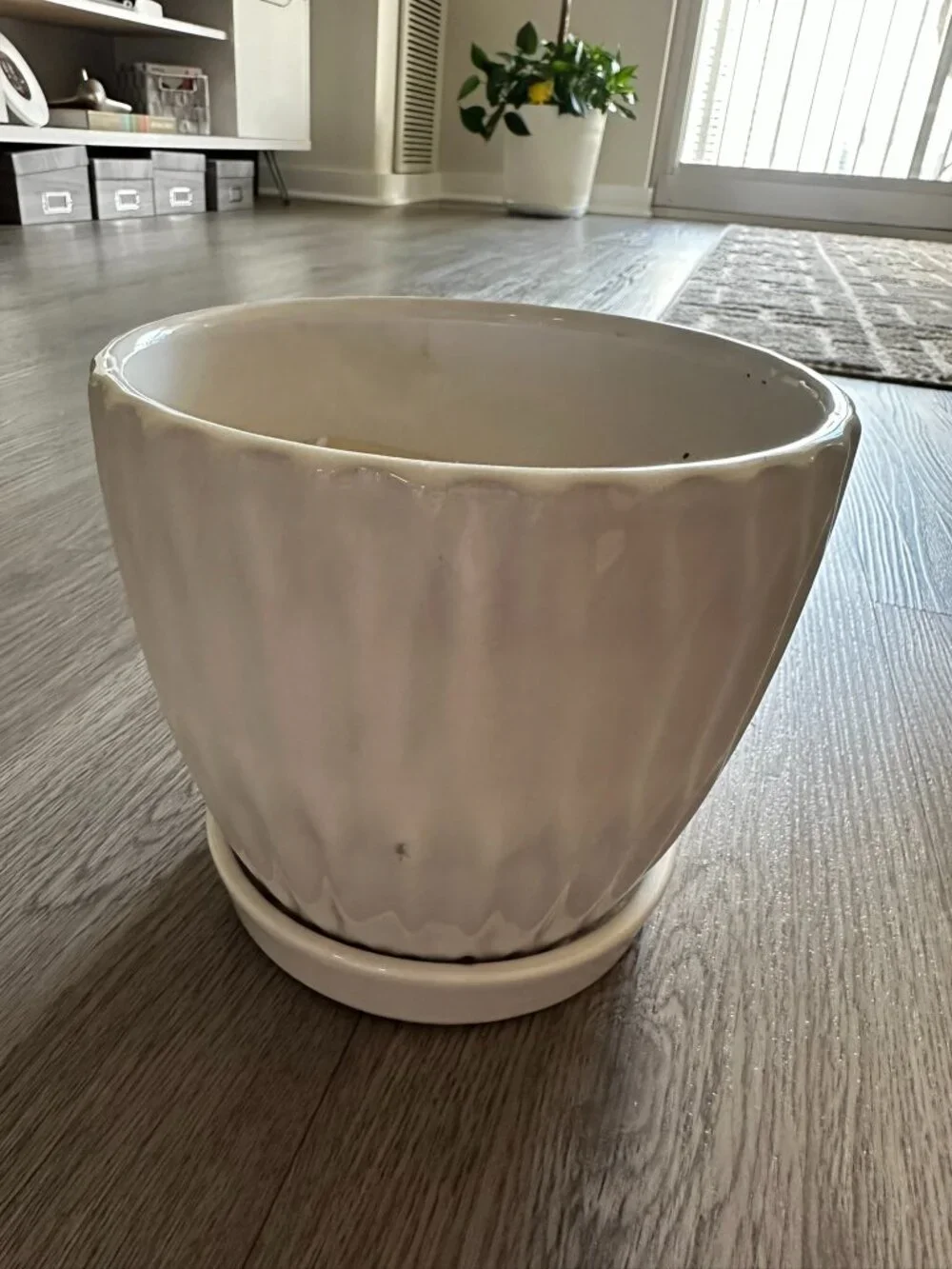 White Round Glass Ceramic Planter with Drainage 6.5